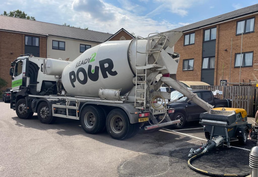 ready2pour-truck